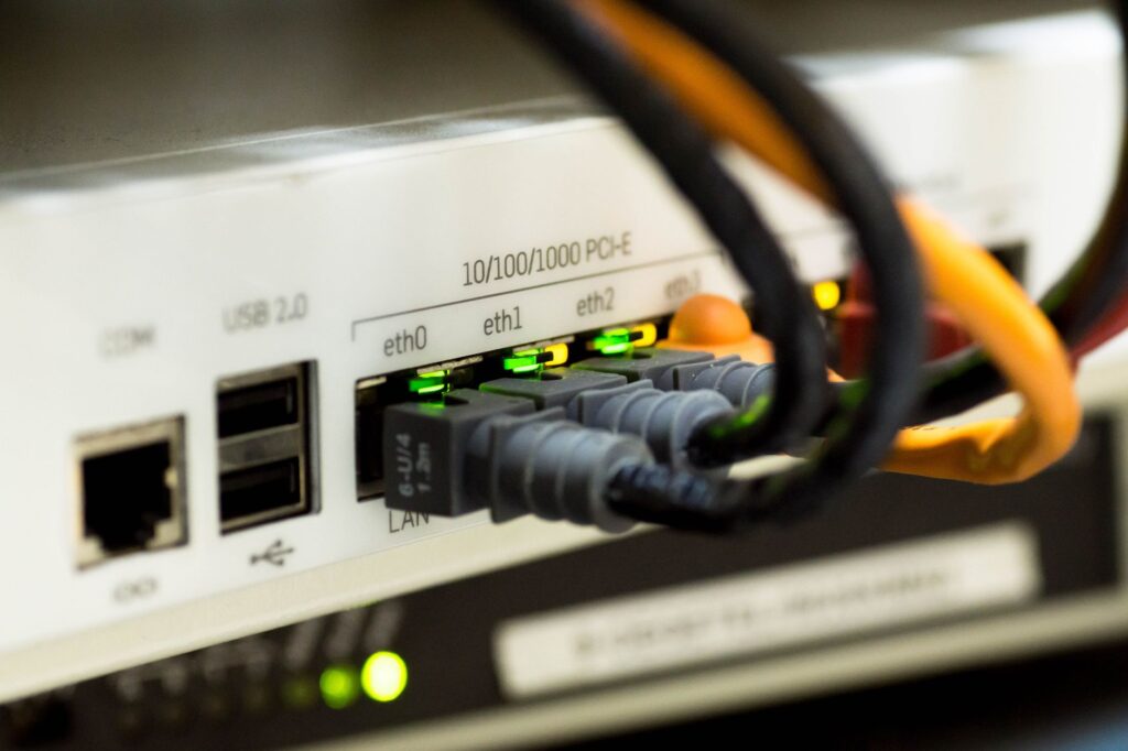 Zainfekowany router domowy: 6 sygnałów, że Twoje urządzenie zostało włączone do botnetu